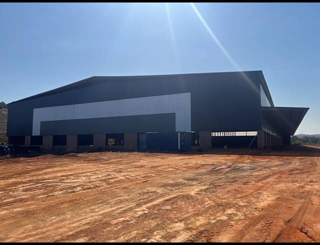 8,000M² WAREHOUSE TO LET IN SPRINGFIELD